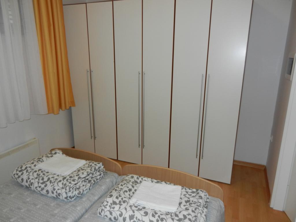 Apartment Riba Ankaran Buitenkant foto